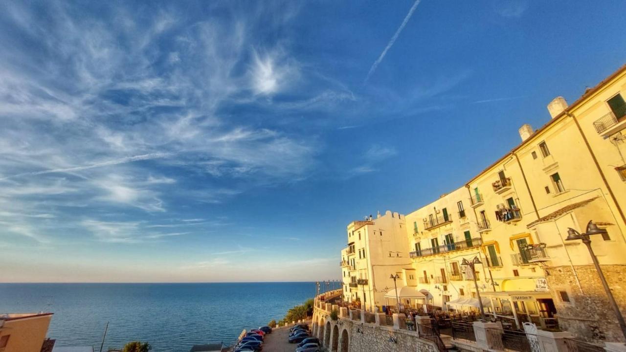 B&B La Maison Del Borgo Rodi Garganico Bagian luar foto